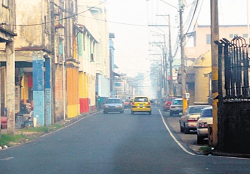 <p>Incomodidad. El humo está a diario.</p>