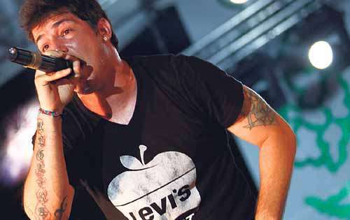 <p>Os Almirantes cantó en la City y en La Pagoda. </p>