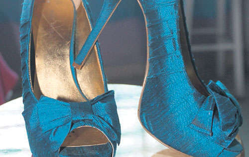 <p>Color. Los de tonalidad turquesas son imprescindibles, ya que según los profesionales es uno de sus colores afines.</p>