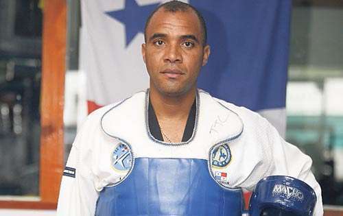 <p>Taekwondo. Martín Peterson conquistó plata en 1995.</p>