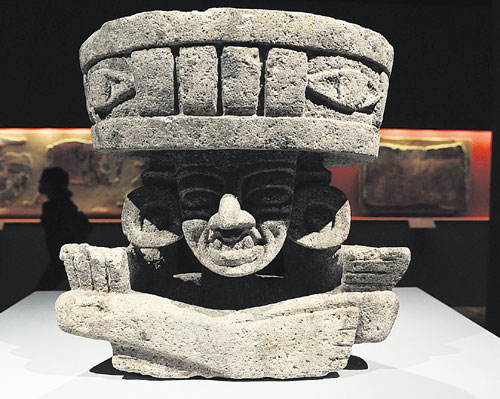 <p>Deidad. El dios Huehuetéotl, perteneciente a la cultura Teotihuacana. </p>