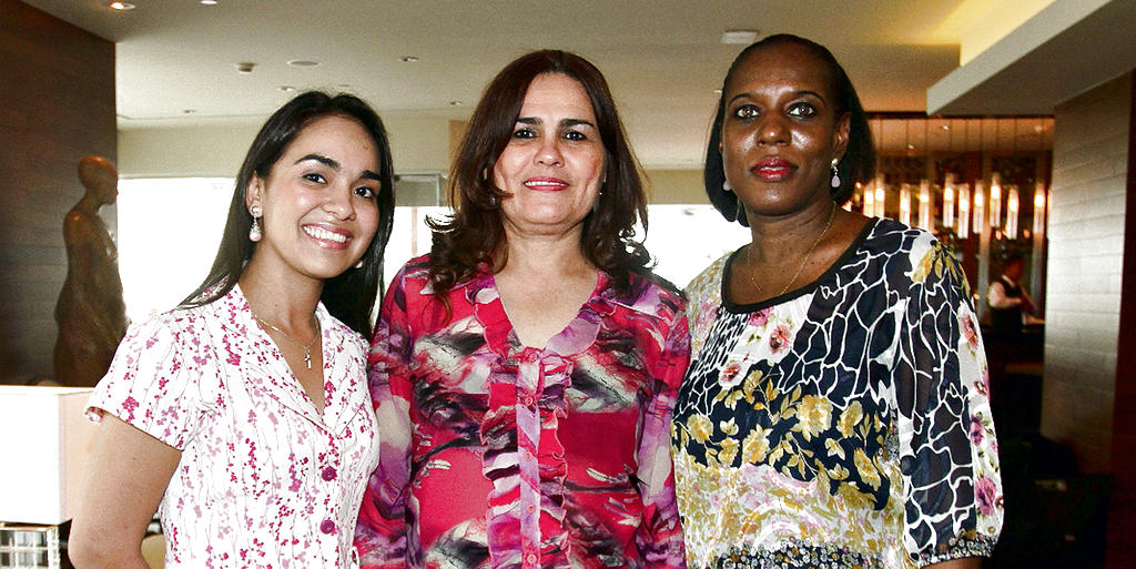 Velkis Barrios, Rosa Cedeño y Alina Miller.()