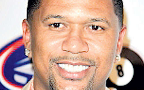<p>Es una mala jugada del destino lo que le pasó al futuro Salón de la Fama Mariano Rivera. Rivera se ha roto el ligamento cruzado anterior. Suerte, Mariano.</p>