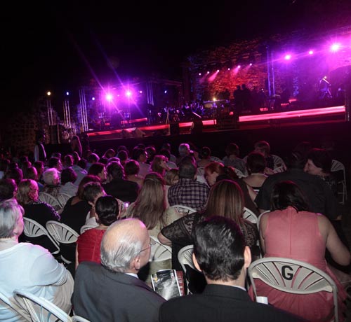 <p>La gente disfrutó el show.</p>