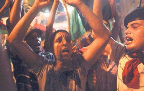 <p>Recibimiento. La población en la capital libia recibió a los rebeldes con cantos.</p>