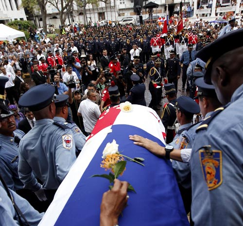 <p>A "Billy" Ford se le rindieron los honores de Estado</p>