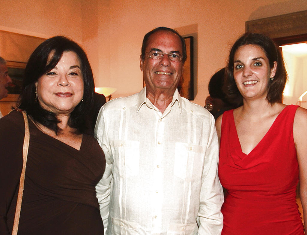 Ana María Sanchiz, Jaime Patxot y Anais Cosco.()