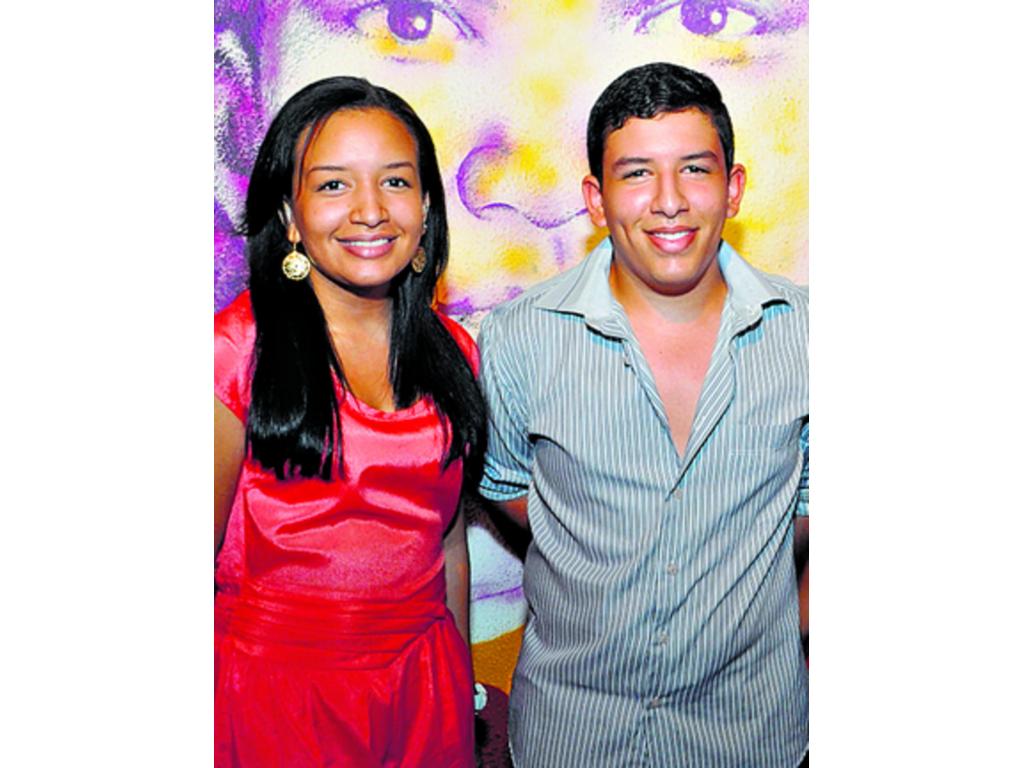 7. Amy Coronado y Luis Coronado.