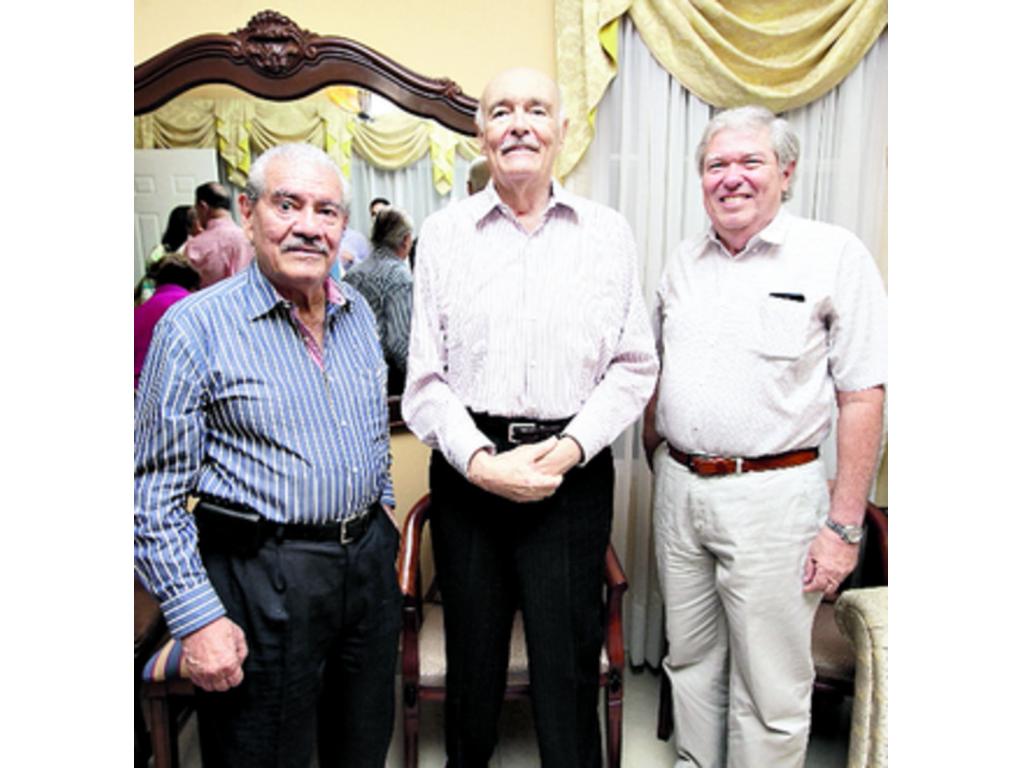 11. Guillermo Rola Pimentel, Modesto Moreno Saavedra y Franklin Badiola.