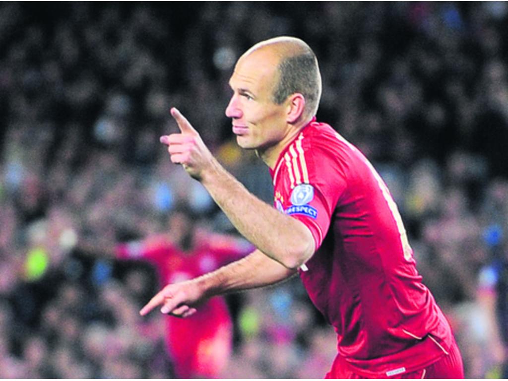 El holandés Arjen Robben fue uno de los verdugos del equipo del Barcelona.(AP)