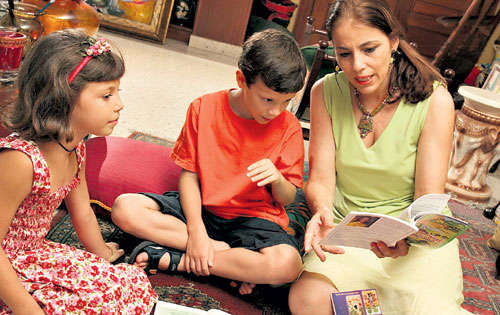 <p>Lectura. ¡Que el sueño empiece temprano!: literatura para niños y niñas es el título de la Mesa Redonda # 7.</p>