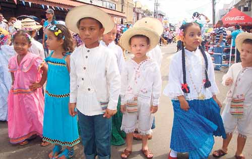 <p>Santiago. Los niños fueron los protagonistas.</p>