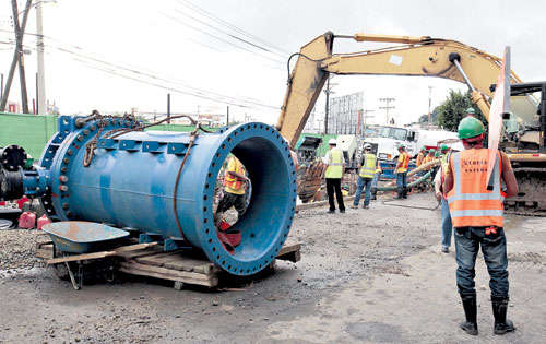 <p>Trabajos. Se instalaron 2.5 kilómetros de tubería de hierro dúctil de 54 pulgadas, que reemplazarán las existentes.</p>