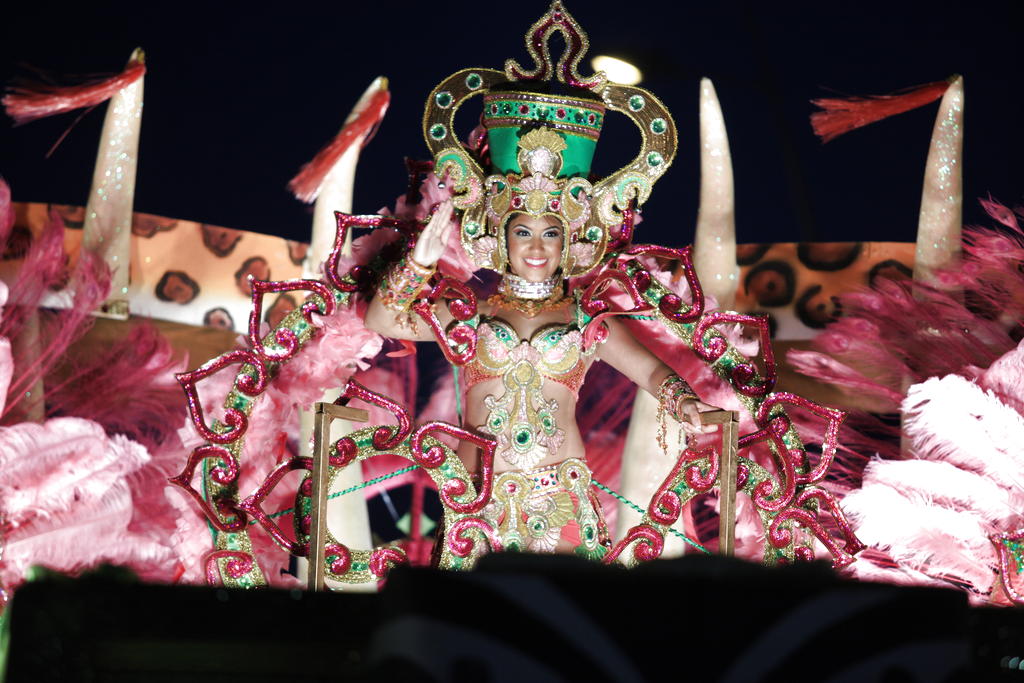 Princesa del Carnaval de la City. Foto: Víctor Arosemena.<br>
