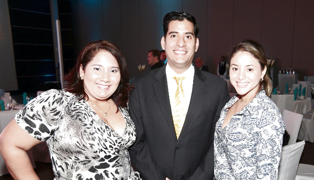 Carmen Morales, Rodolfo Hurtado y Marietta Marcia.()