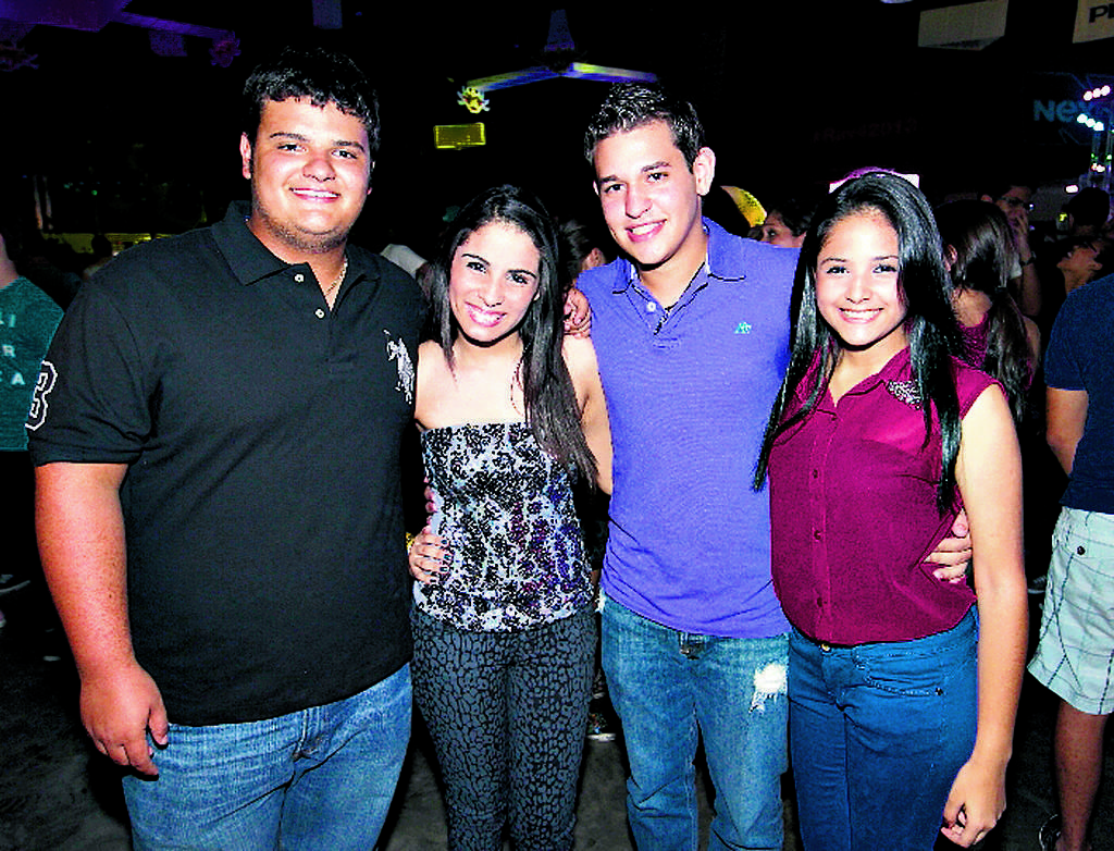 Luisa Samudio, Alejandra Morales, Juan Carreiro y Melanie Morales.()