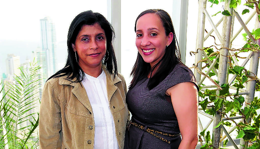Isabel Barahona y Ana Teresa Soberón.()