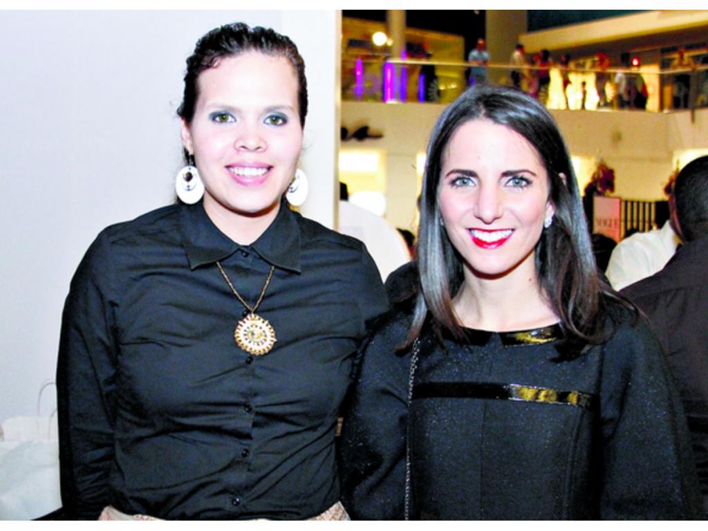2. Stephanie Acuña, Max Jiménez y Jennifer Gleichman.