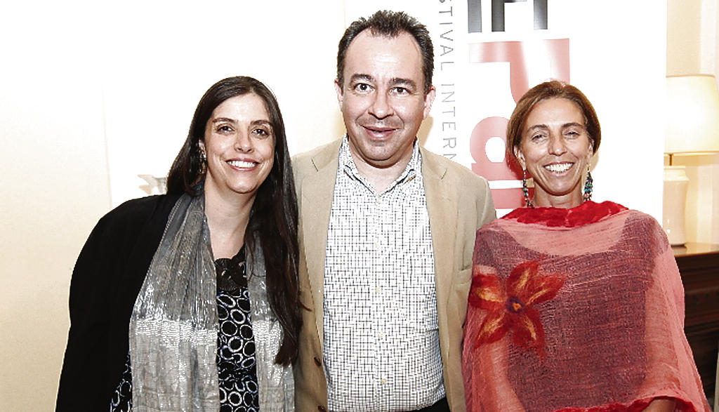 Mónica Borda, Carlos Antón y Helena Nosei()