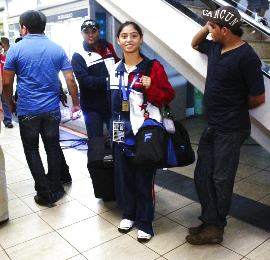 Lilian Cordones arribando en Tocumen (imagen cortesia Pandeportes)