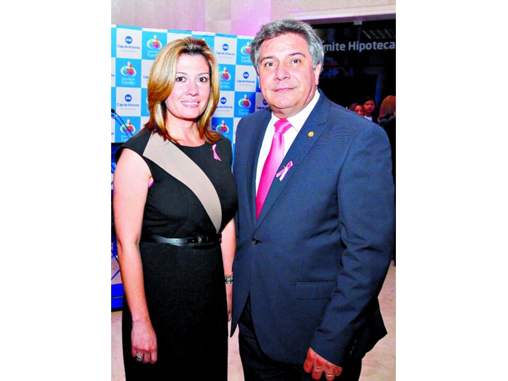 6. Yoira Pinate y Ricardo Gago.