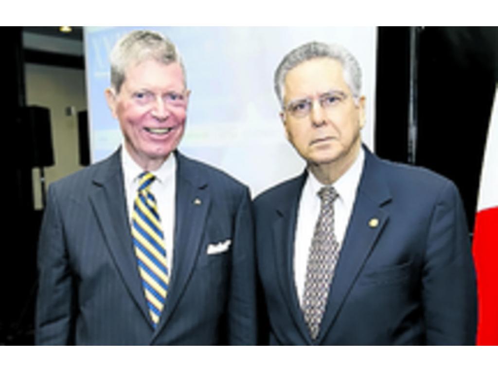 4. Paul Smith , José Diaz Seixas.