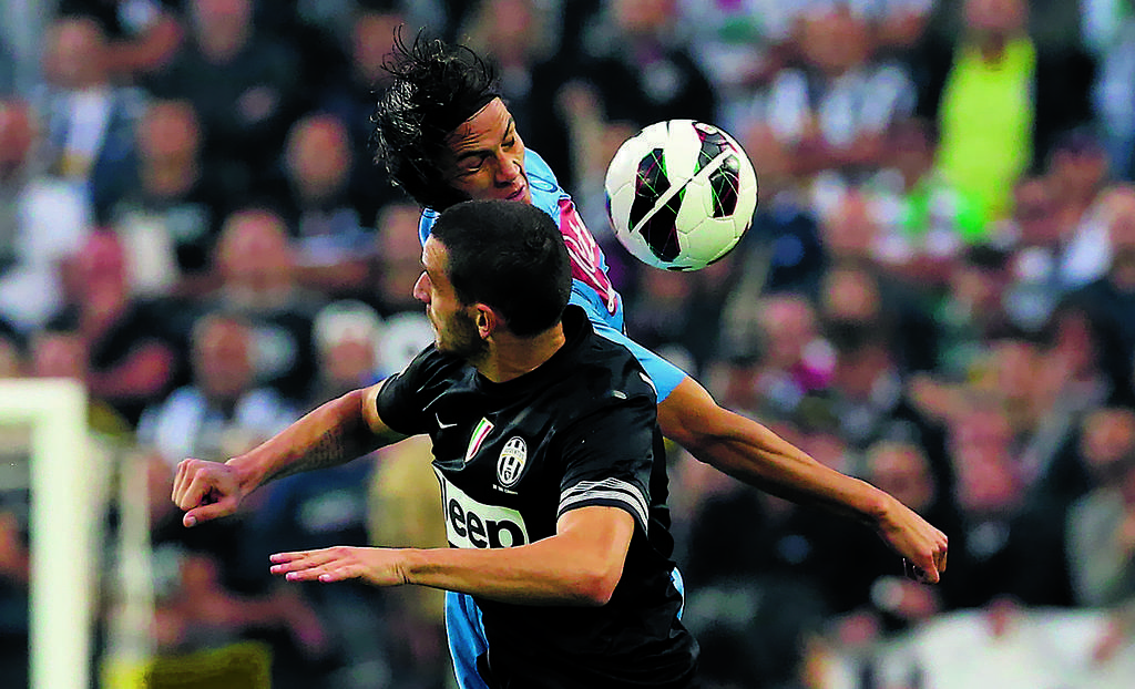 Cero. Napoli no pudo conseguir el gol en el partido.(EFE)