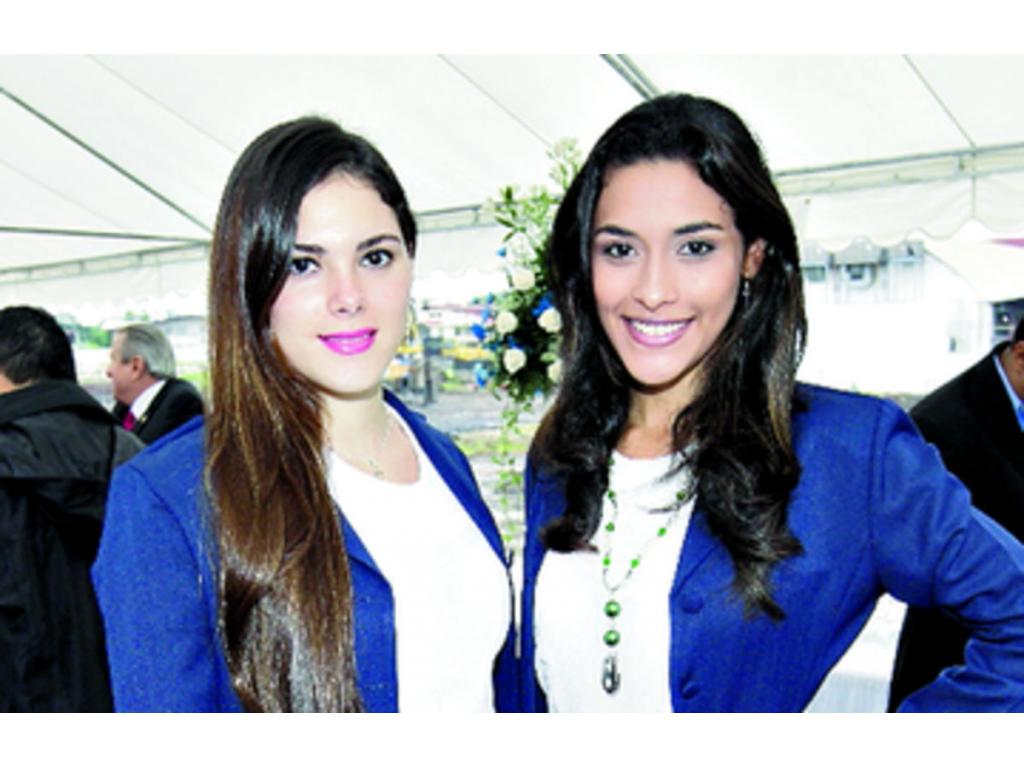 5. Samantha Suaza y Johanna Batista.