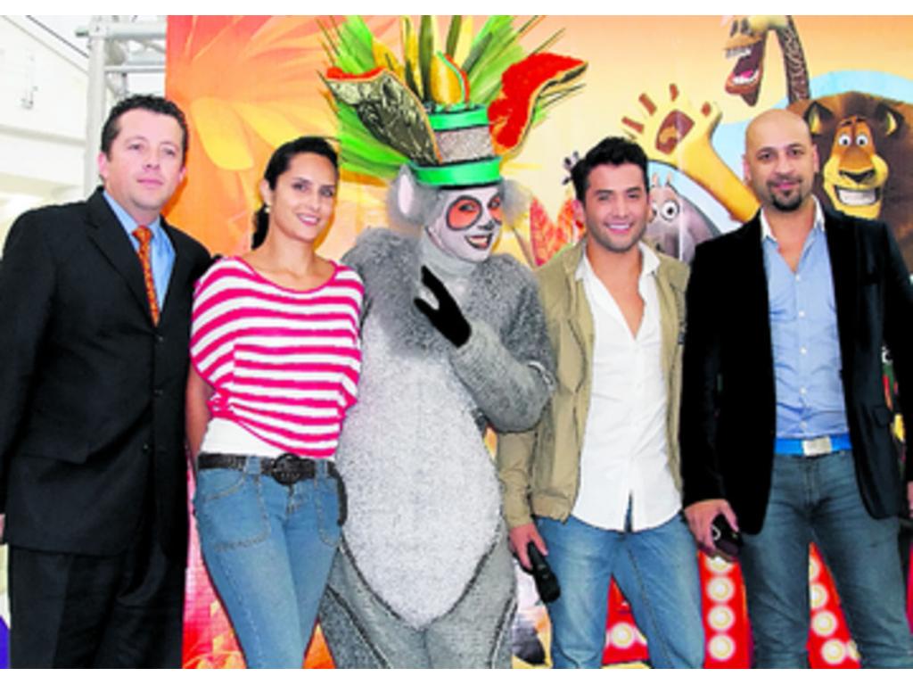 Una escena de Madagascar Live con Marty, Alex, Gloria y Melman.