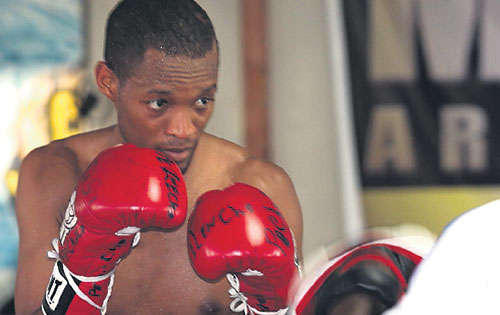 <p>Campeón. Celestino Caballero debe llegar hoy a Japón. </p>