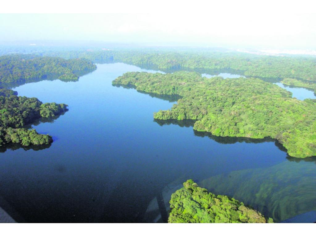 Se detecta bajo nivel en los lagos por falta de lluvias.(ARCHIVO)