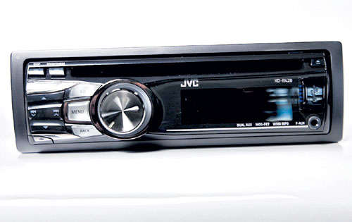<p>Radio JVC KD-R428. REPRODUCTOR usb/cd CON DOBLE ENTRADA AUXILIAR. pOSEE TAMBIÉN LA CAPACIDAD PARA SER CONTROLADO DESDE EL CONTROL REMOTO DEL TIMÓN. cOMO NOVEDAD, INCLUYE UNA ESPECIFICACIÓN DENOMINADA CONTROL DE BRILLO, EL CUAL PUEDE SER AJUSTADO FÁCILM