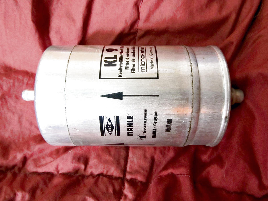 Función. Los filtros evitan que las impurezas se infiltren en la bomba de gasolina.()