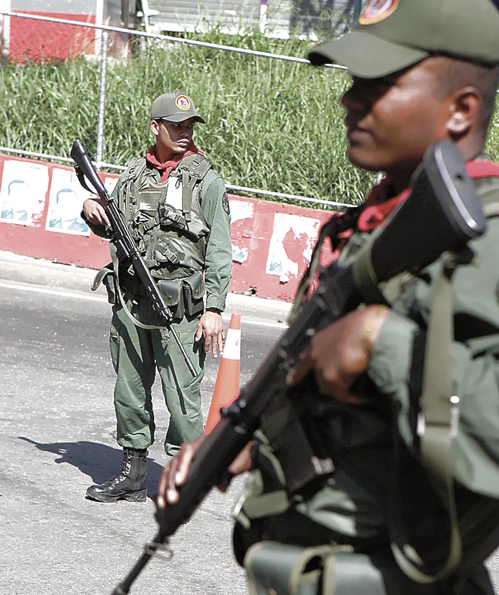 Seguridad. Militares custodiarán el proceso electoral.(AP)