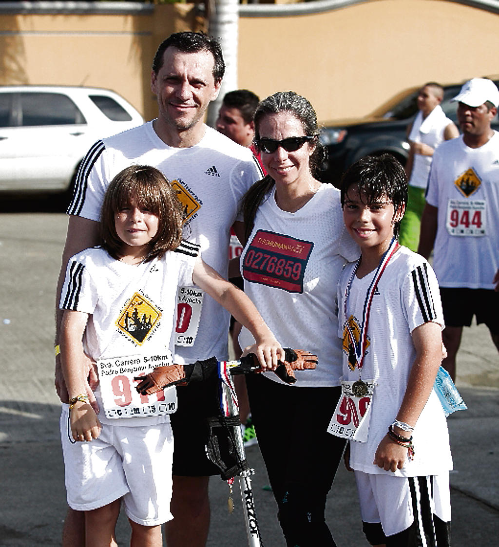 Inolvidable. La carrera reunió a la familia entera.(ANAYANSI GAMEZ)