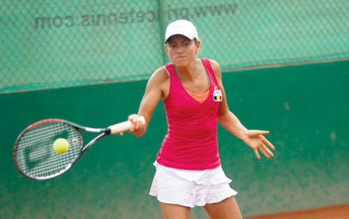 <p>Femenina. Britt Geukens fue la campeona.</p>