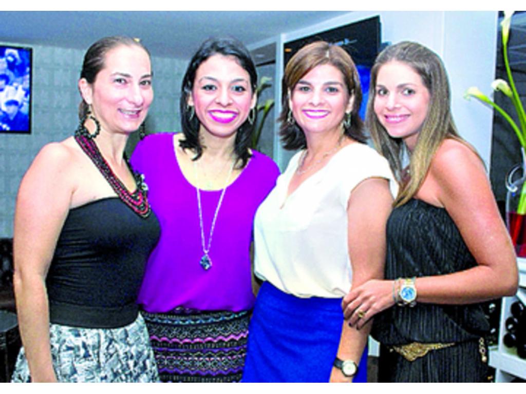 3. Karen Salomon, Ana Bella Berenstein, Esther Berenstein y Michelle Dayan.