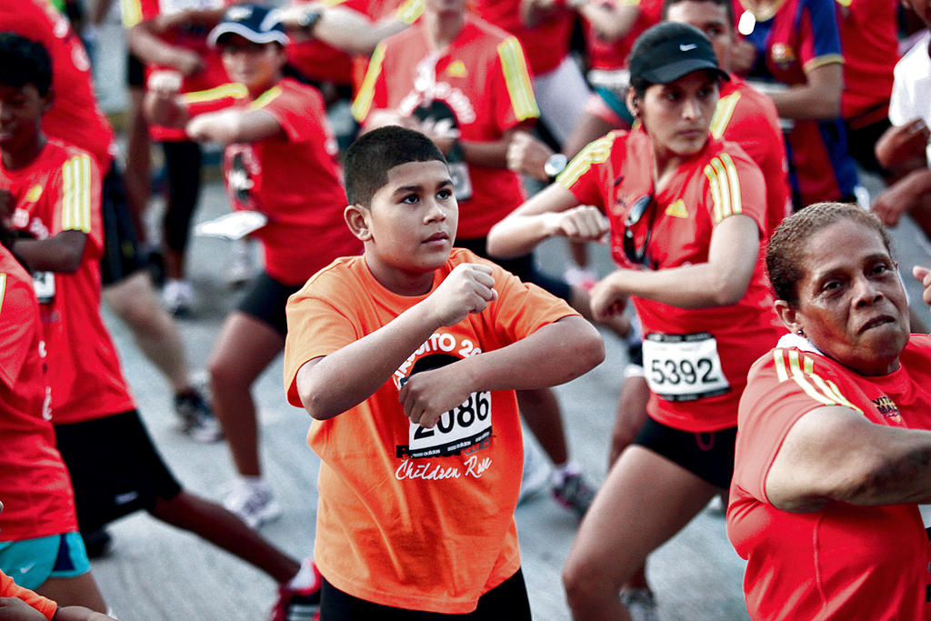 Calentar es de suma importancia en las competencias deportivas.()