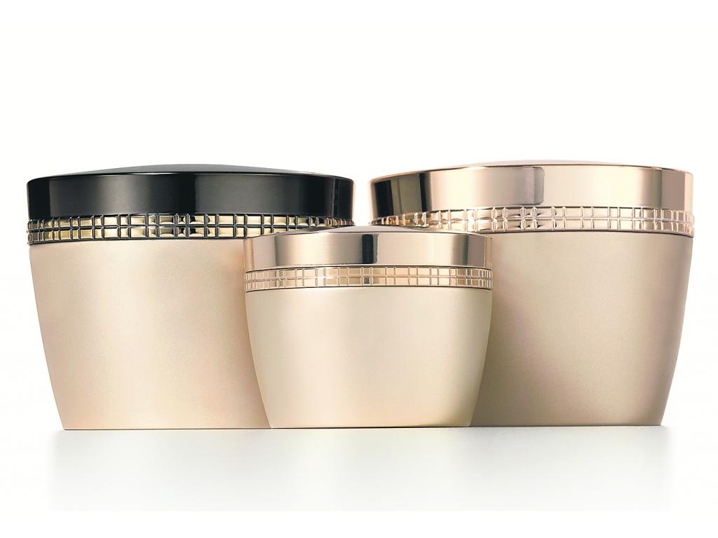 Belleza. Elizabeth Arden cuida el rostro con Ceramide Premiere Intense.()