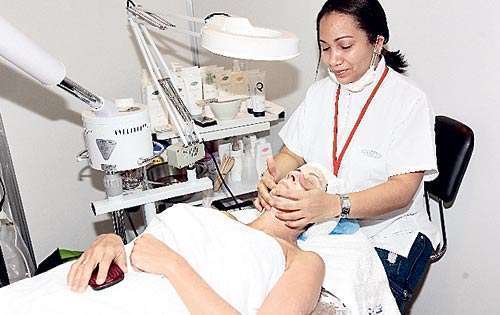 <p>Faciales. Cada spa demostró sus productos.</p>