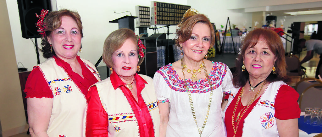 Cristina de Arosemena, Chiqui de Carrillo, Gloria de Garrido y Gladys de Correa.()
