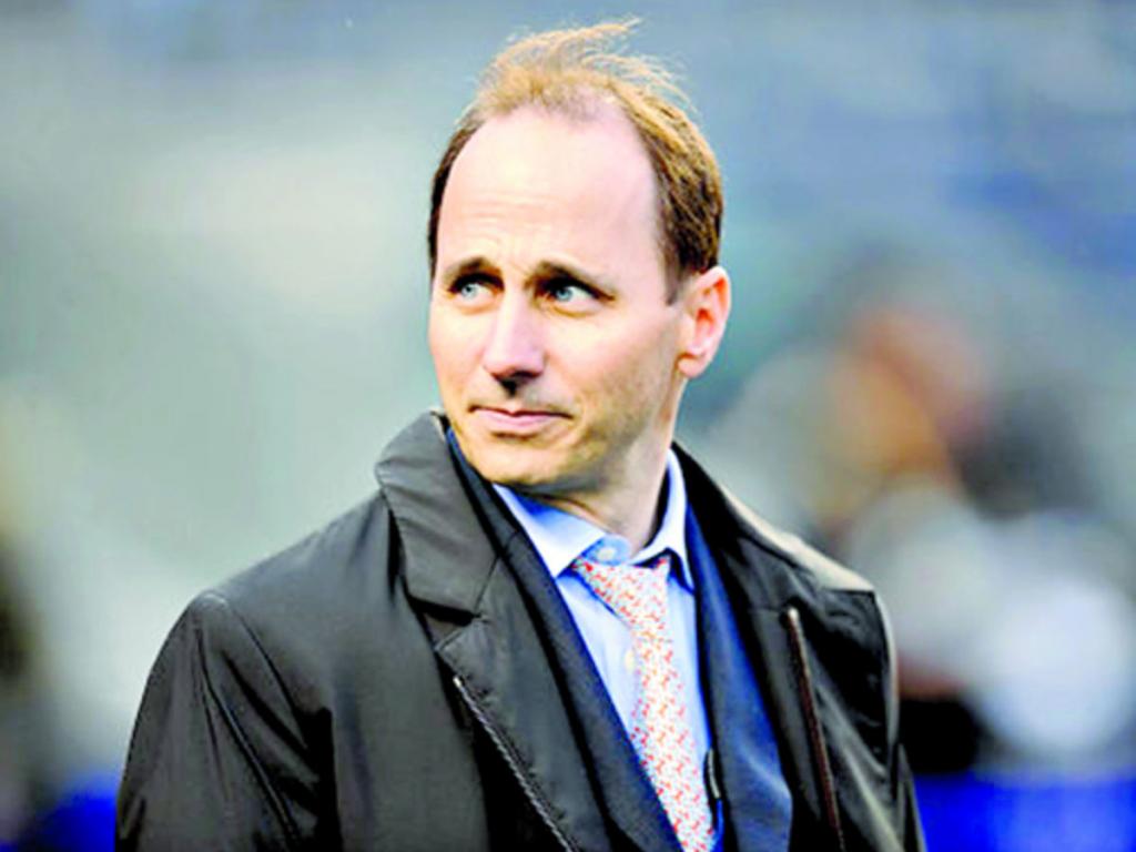 Brian Cashman dijo que si le toca saludar a A-Rod lo hará.(Archivo)