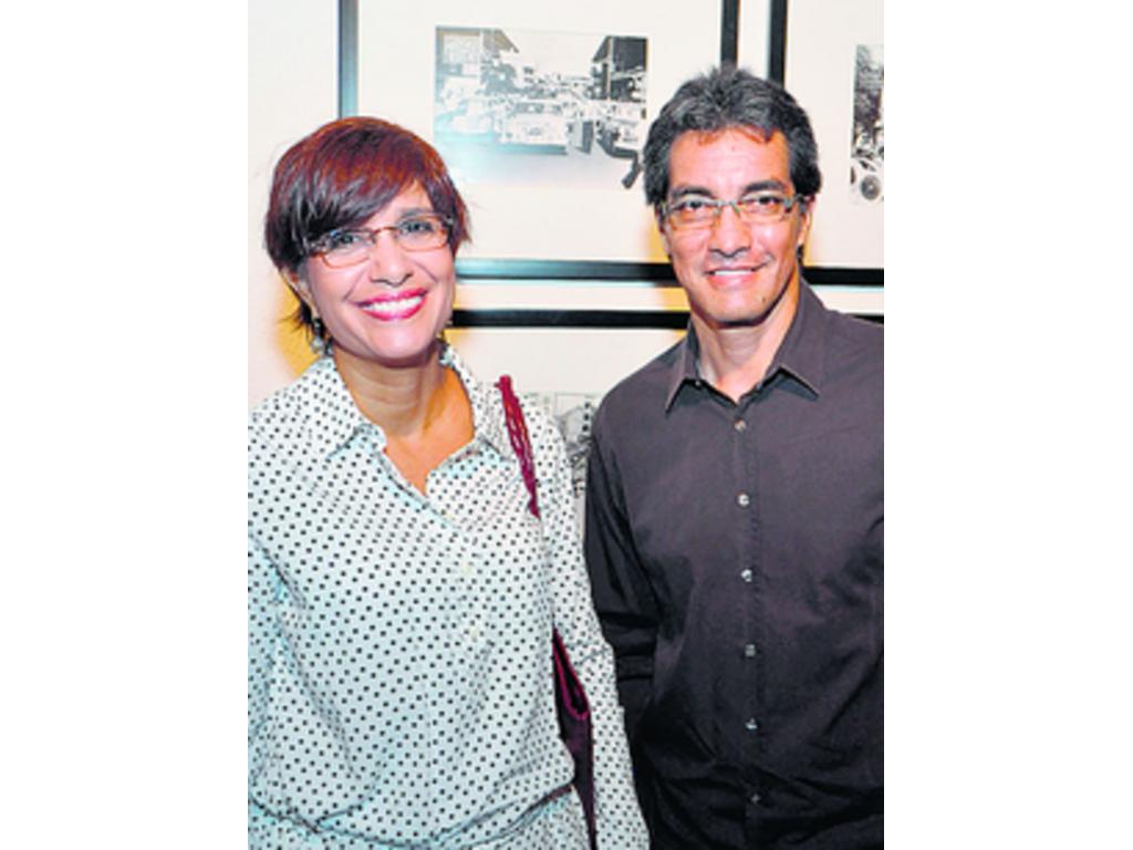 6. Alida García de Paredes y Fernando Toledo.