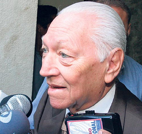 <p>César Pereira Burgos</p>