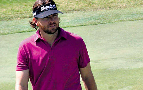 <p>Expectativa. Steve Lebrun después de dar su golpe.</p>