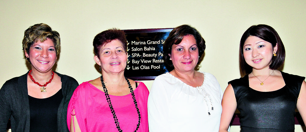Kiria Gutiérrez, Esperanza Paniza, Pricila de Sánchez y Eiko Mori.()