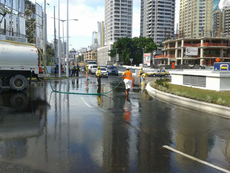 Habilitan intersección Vía Brasil-Vía Israel. Foto/Carlos Lemos<br><br>