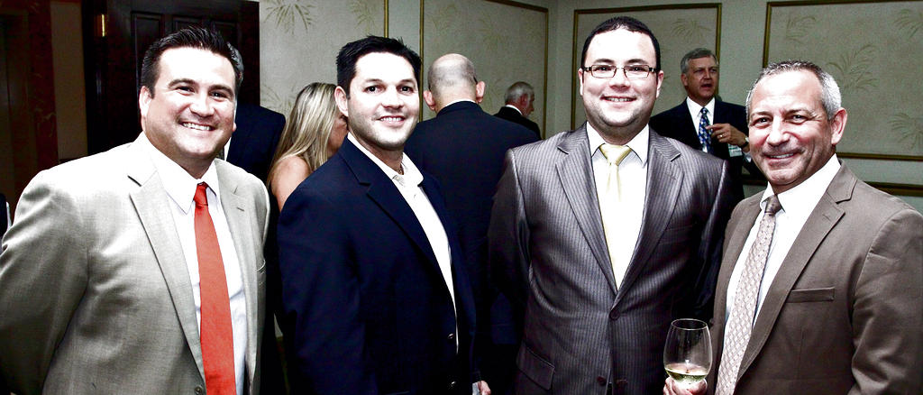 Rodrigo Vidal Mackay, Vincen Calderón, Enrique Clement y Jhon Bressi.()