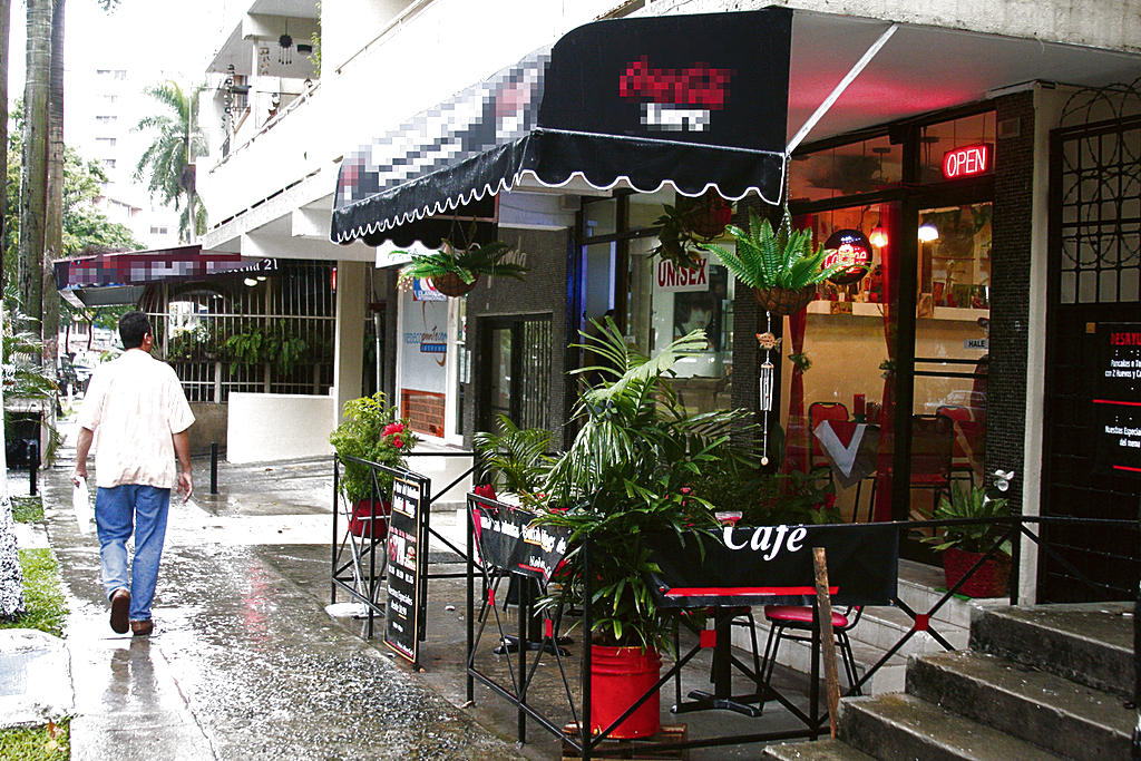 Lugar. Restaurantes y cafés, entre los que más deben.(Foto ilustrativa)