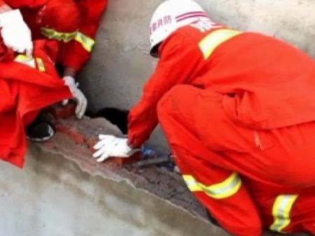 Asombrados y cabisbajos. Foto/AP<br>